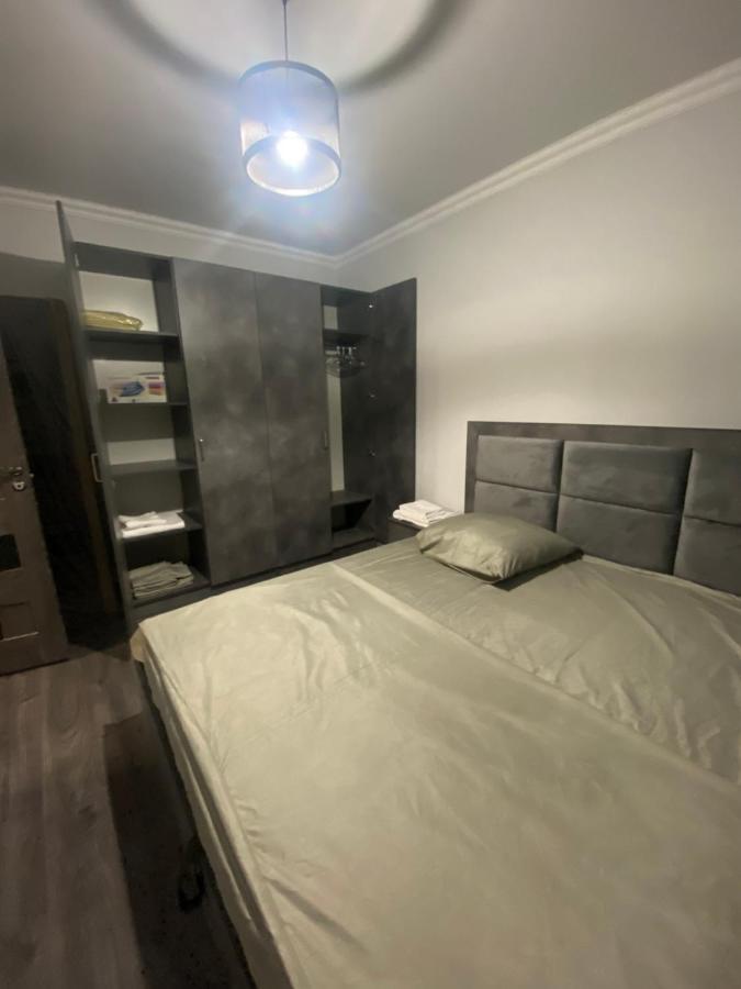 2 Cosy Apartment In Townhouse Near Airport Evn Geghanist  Ngoại thất bức ảnh